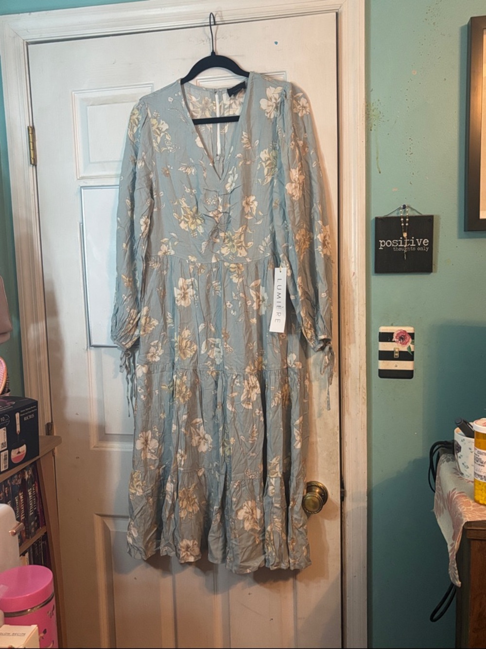 NWT Lumiere Pale Blue Floral Tiered Midi Dress Size Large